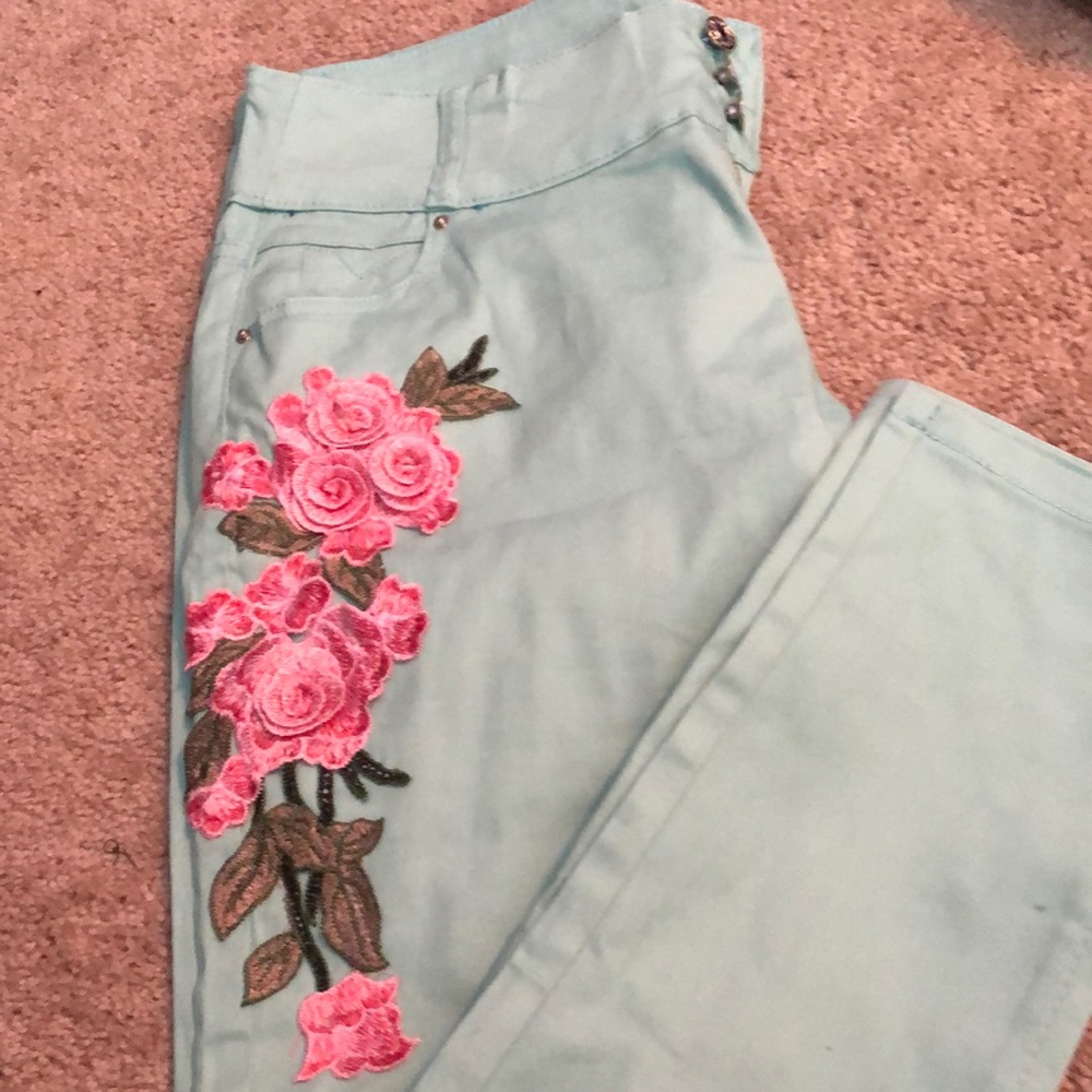 Mint skinny pants brand new never worn